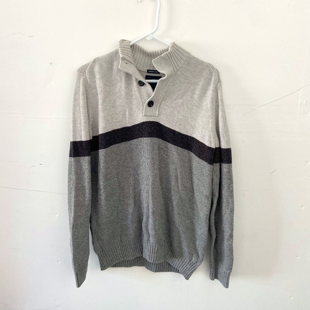 American Eagle Mens Sweater